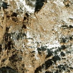 Satellite imagery of Laṟzāw Ghar, AF