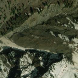 Satellite imagery of Sarna Dhār, IN
