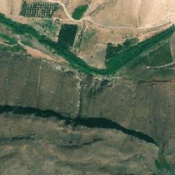 Satellite imagery of Kawm al Qaşab, SY