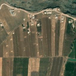 Satellite imagery of Kawm al Qaşab, SY