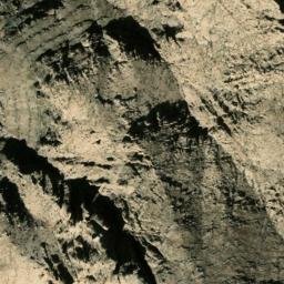 Satellite imagery of Khārij Myānghōl Ghar, AF