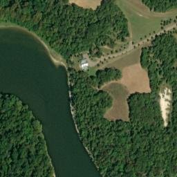 Satellite imagery of Wolf Bluff, US