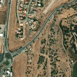Satellite imagery of Ma‘alé Alummot, IL