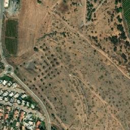 Satellite imagery of Ma‘alé Alummot, IL