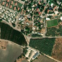 Satellite imagery of Ma‘alé Alummot, IL
