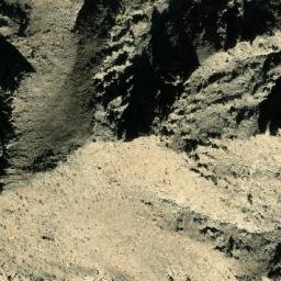 Satellite imagery of Chāh Chōb Ghar, AF