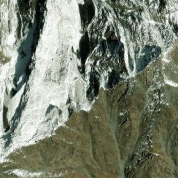 Satellite imagery of Lāderi Dhār, IN