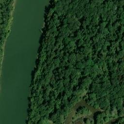 Satellite imagery of Braggs Bluff, US