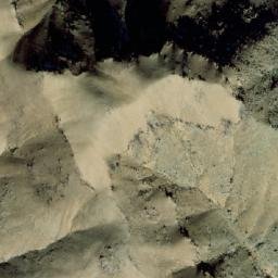 Satellite imagery of Dê Row Ghar, AF