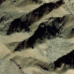 Satellite imagery of Dê Row Ghar, AF