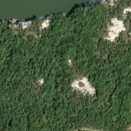 Satellite imagery of Buzzard Roost Bluff, US