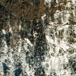 Satellite imagery of Junūbī Kōrtkē Ghar, AF