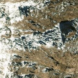 Satellite imagery of Junūbī Kōrtkē Ghar, AF