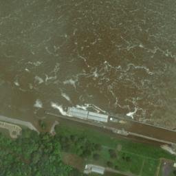 Satellite imagery of Gardners Bluff, US