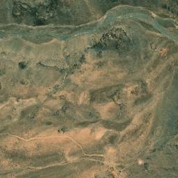 Satellite imagery of Khushūm Mubārak, SY