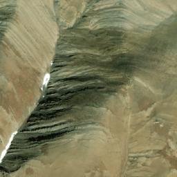 Satellite imagery of Qomo, CN