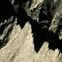 Satellite imagery of Rīzī Ghar, AF