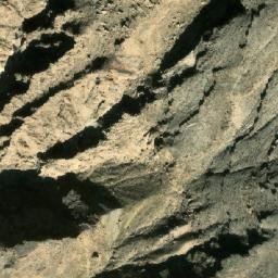 Satellite imagery of Takht Ghunḏêy, AF