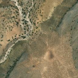 Satellite imagery of Dê Pish Sar Ghar, AF