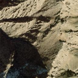 Satellite imagery of Khirs Khānah Ghar, AF