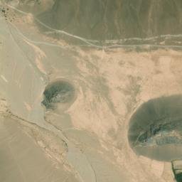 Satellite imagery of Dê Garmāb Sarah, AF