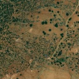 Satellite imagery of Isnaïne, MA