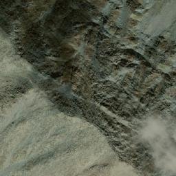 Satellite imagery of Chakrola Dhār, IN