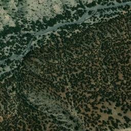 Satellite imagery of Ari-n-Bou Zazzar, MA
