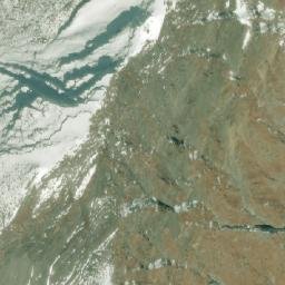Satellite imagery of Makori Dhār, IN