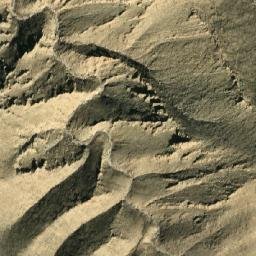 Satellite imagery of Ḏe Anjīṟāno Ghar, AF