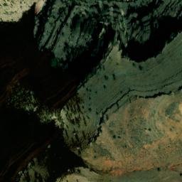Satellite imagery of Irhil n’ Imeral, MA