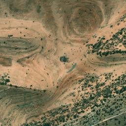Satellite imagery of Irhil En Naass, MA