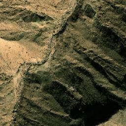 Satellite imagery of Khashm Burwīn, LY
