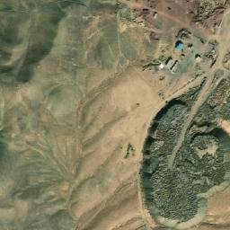 Satellite imagery of Ma‘dan-e Bowksīt Rūbāz-e Şadrābād, IR
