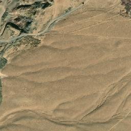 Satellite imagery of Ma‘dan-e Bowksīt Rūbāz-e Şadrābād, IR