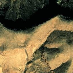 Satellite imagery of Khashm al Mataryūn, LY