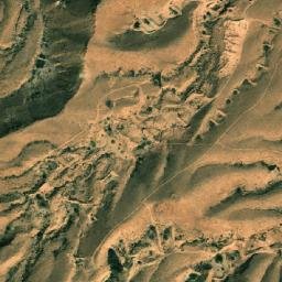 Satellite imagery of Khashm al Manāşirah, LY