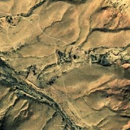 Satellite imagery of Khashm al Mataryūn, LY