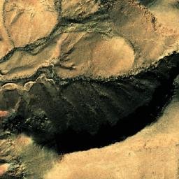 Satellite imagery of Khashm al Mataryūn, LY