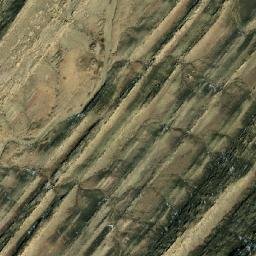 Satellite imagery of Dê Chāhkay Ghar, AF