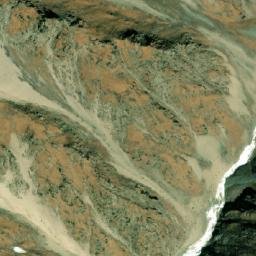 Satellite imagery of Wairi La, CN