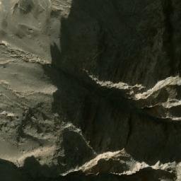 Satellite imagery of Amīr Parwī Şāḩib Ghar, AF