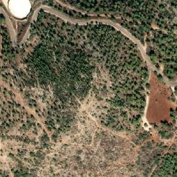 Satellite imagery of Shluẖat Hartuv, IL