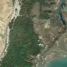 Satellite imagery of Naqb ar Rubā‘ī, IL