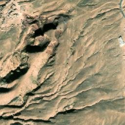 Satellite imagery of Ma‘dan-e Rūbāz-e Gol Sefīd, IR