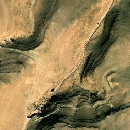 Satellite imagery of Naqb al Ḩalfāyah, EG