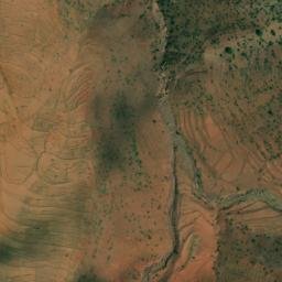 Satellite imagery of Al Bora-n-Tizi, MA