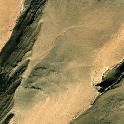 Satellite imagery of Naqb al Ḩalfāyah, EG