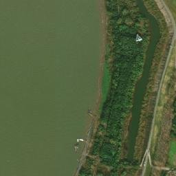 Satellite imagery of East Pillar (historical), CN