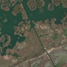 Satellite imagery of Al Kawm al Akhḑar, EG